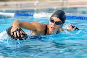 Can Swim Paddles Cause Injury? Use Them Safely